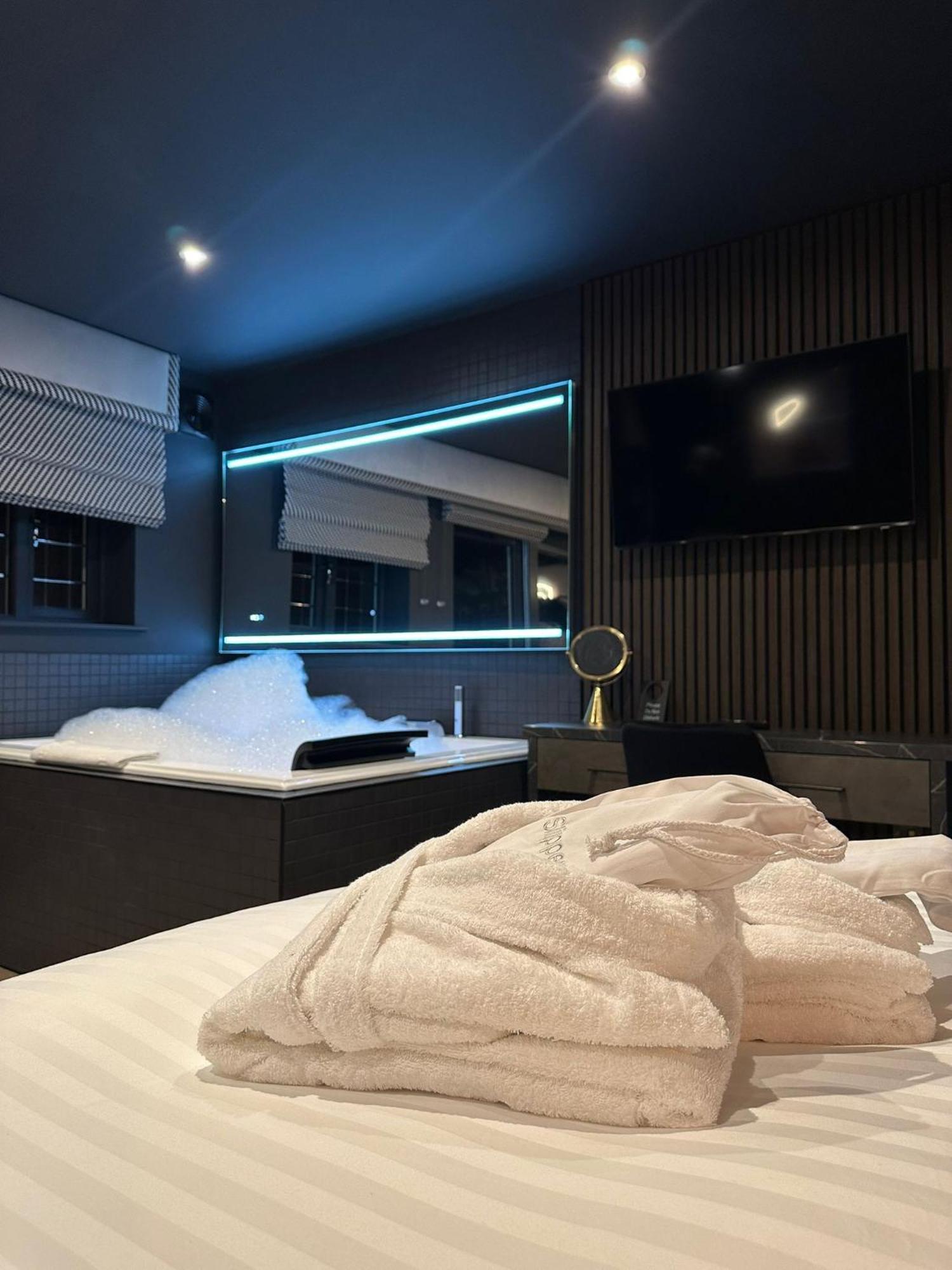 Secret Suites แลงคาสเตอร์ ภายนอก รูปภาพ
